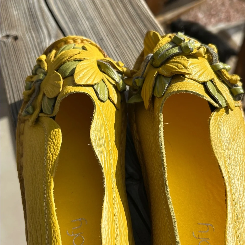 Socofy Women’s Leather Flex Slip On Floral Shoes size 8 - Yellow and Green - Picture 10 of 13